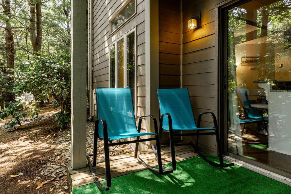 Cozy Condo In Wintergreen Resort That Sleeps 4! Lyndhurst Exterior foto
